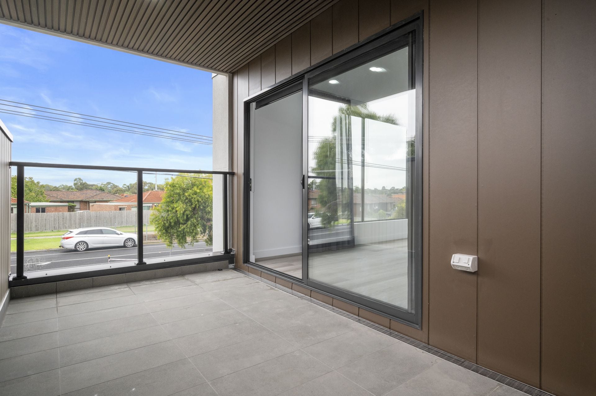 BRAND NEW 2 BEDROOM TOWNHOUSE