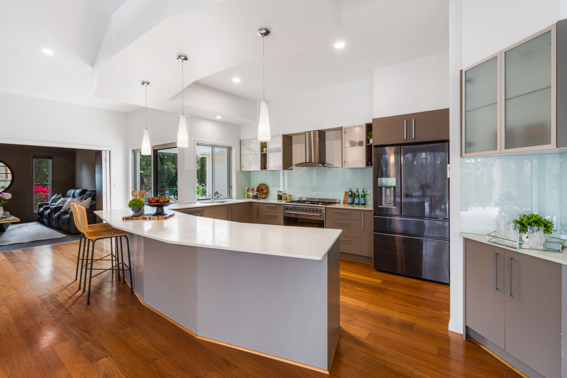 Real Estate For Sale 9 Eucumbene Place Maudsland , QLD