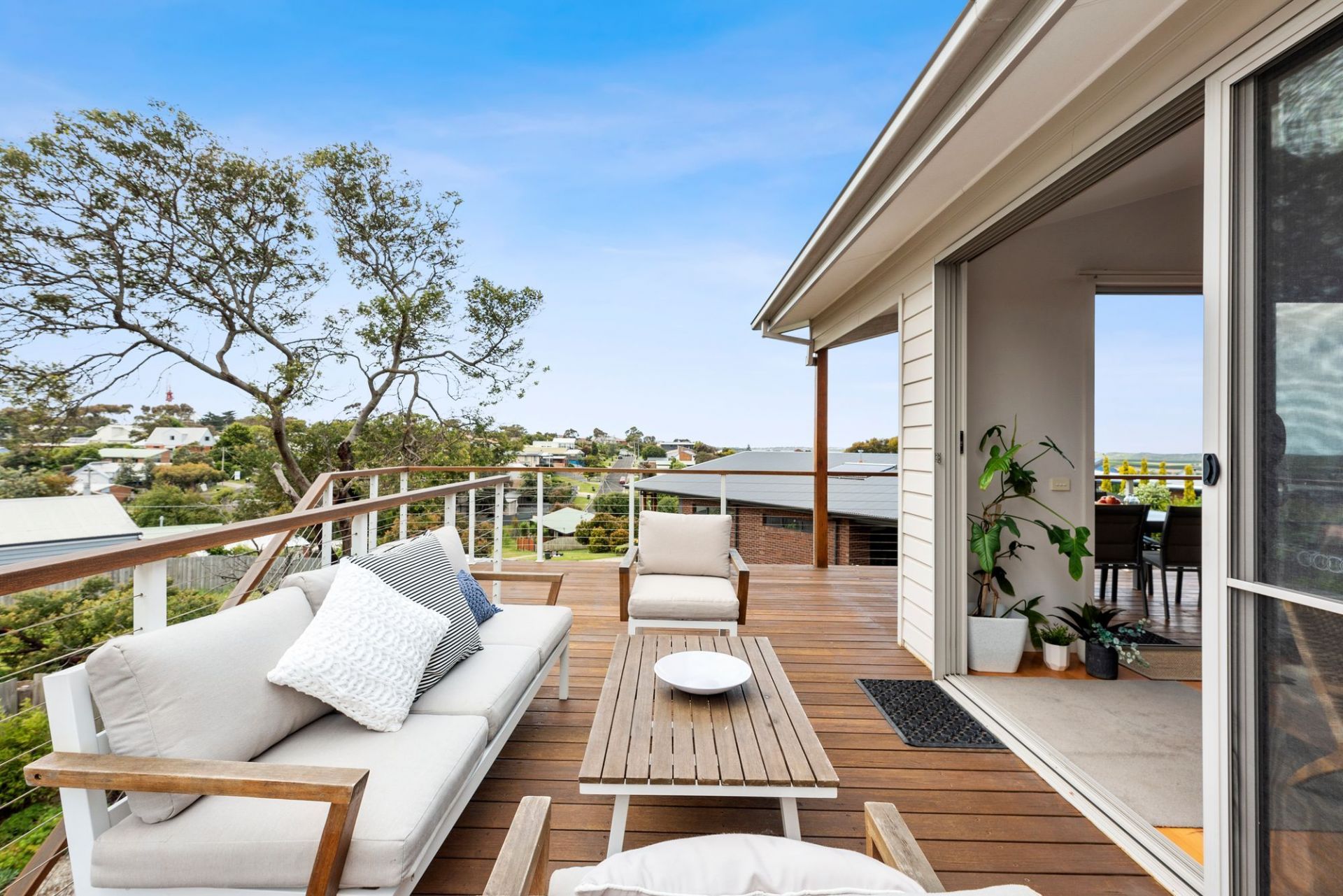 11 Sunset Strip Ocean Grove VIC, Ocean Grove - Thumbnail 3