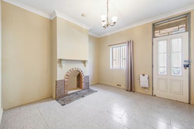 71 Hutchinson St, St Peters