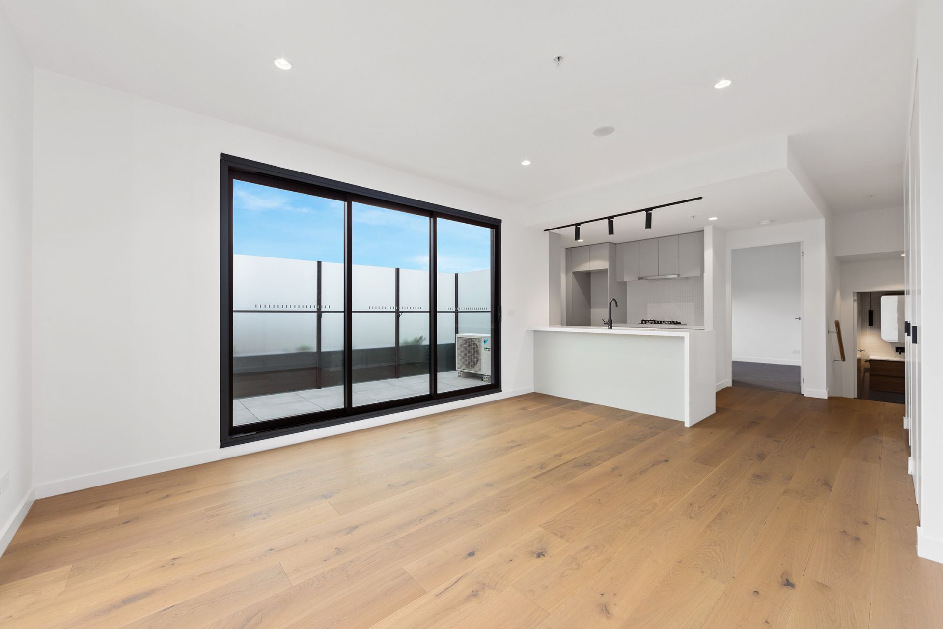 204/1155 - 1157 Nepean Highway, Highett - Thumbnail 2