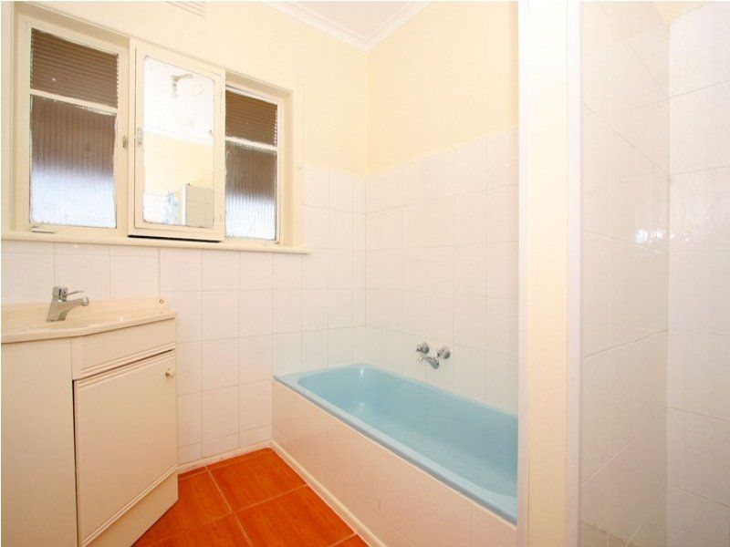 Spacious Living in a Quiet Location!