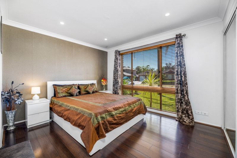 11 Cadman Place, Woodcroft