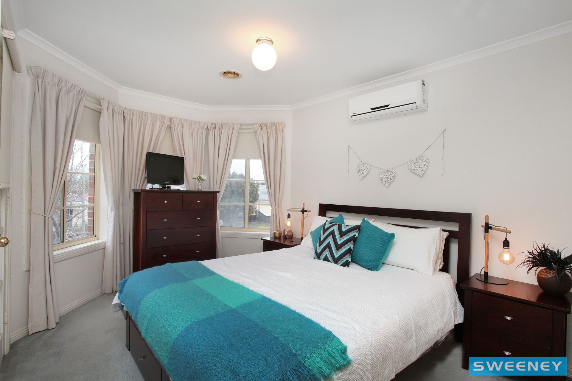 108 Catherine Drive, Hillside Sweeney Estate Agents