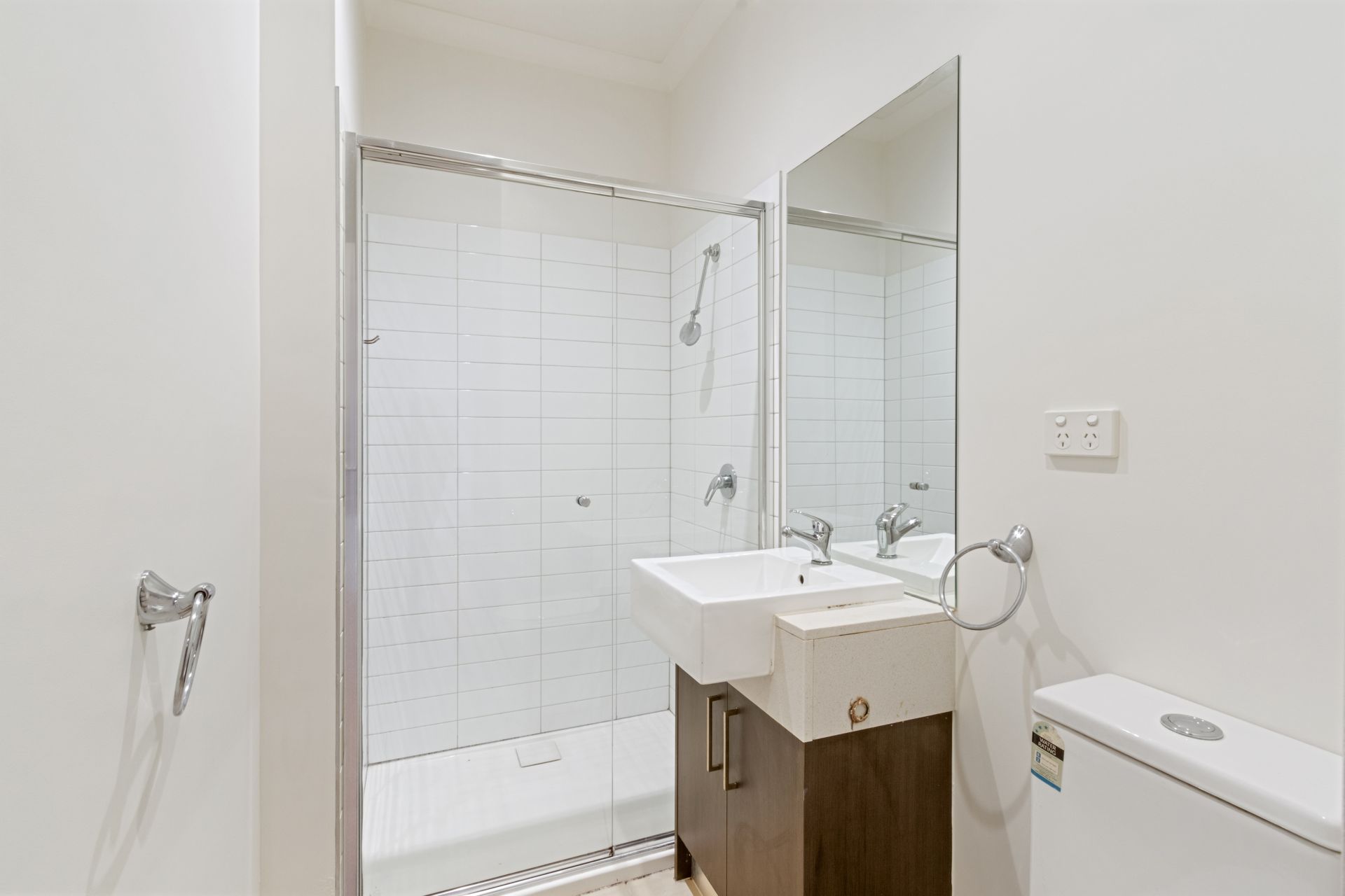 Two bedroom delight freshly painted throughout