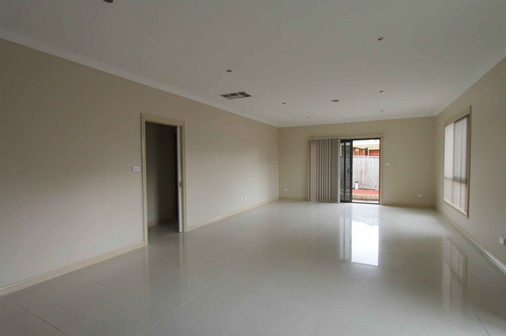 AN IMMACULATE PROPERTY IN A QUIET LOCATION !!!