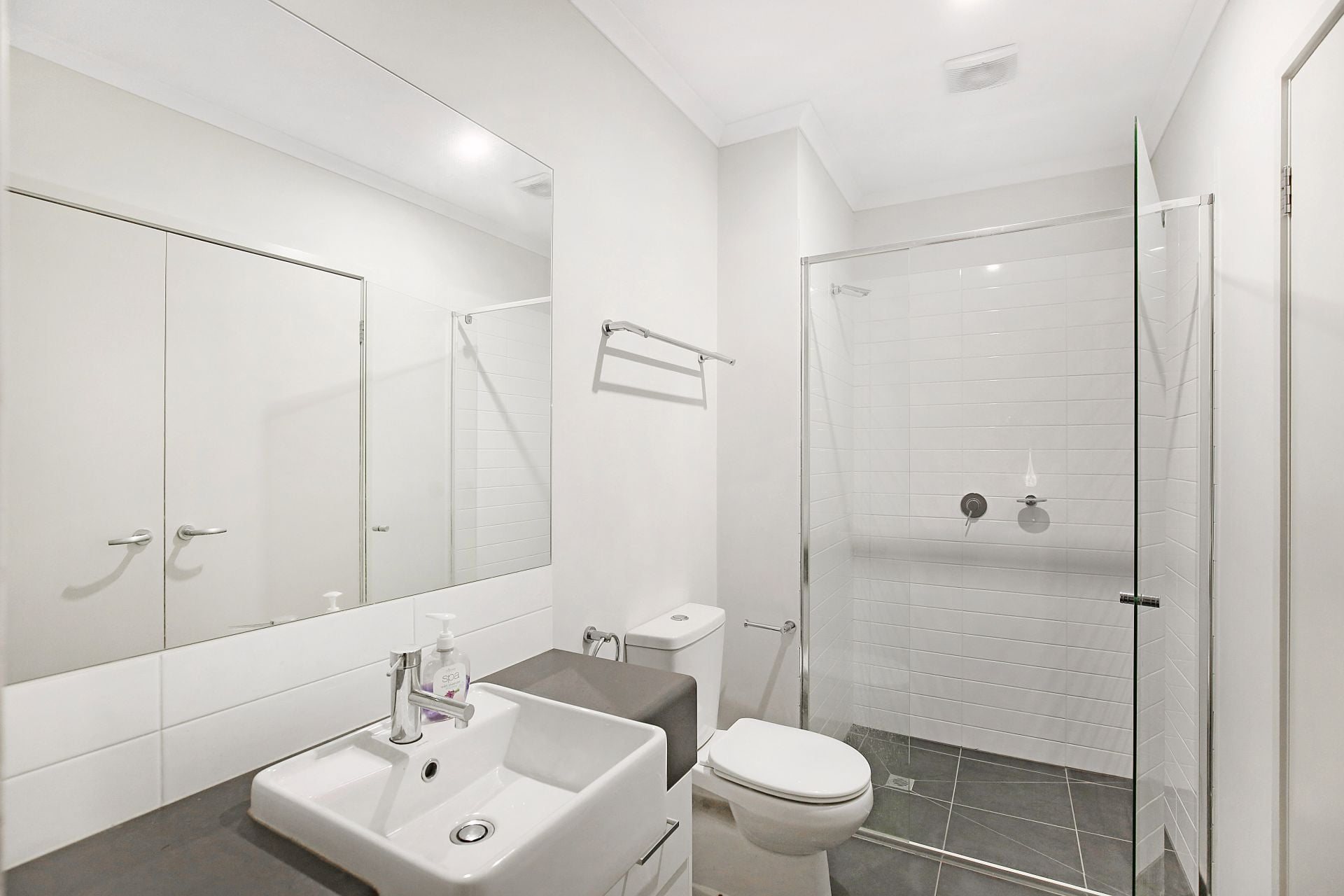 FAMILY HOME IN A GREAT LOCATION!