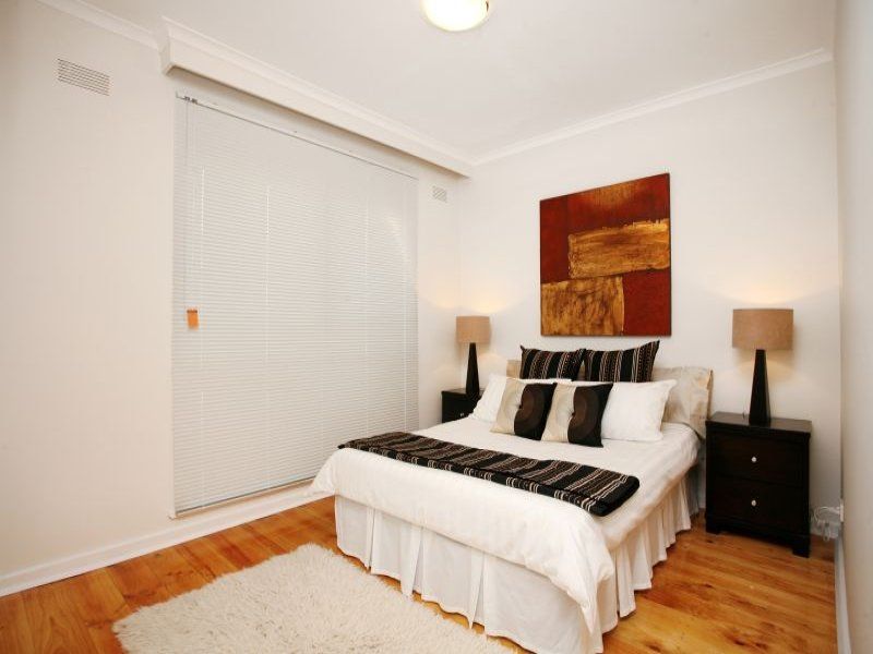 Immaculately Presented & Conveniently Located with Private Courtyard