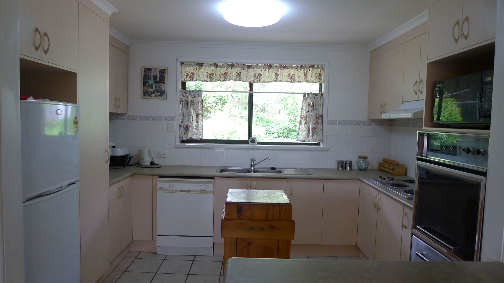 324 Tracy Street Lavington NSW, Lavington - Thumbnail 5