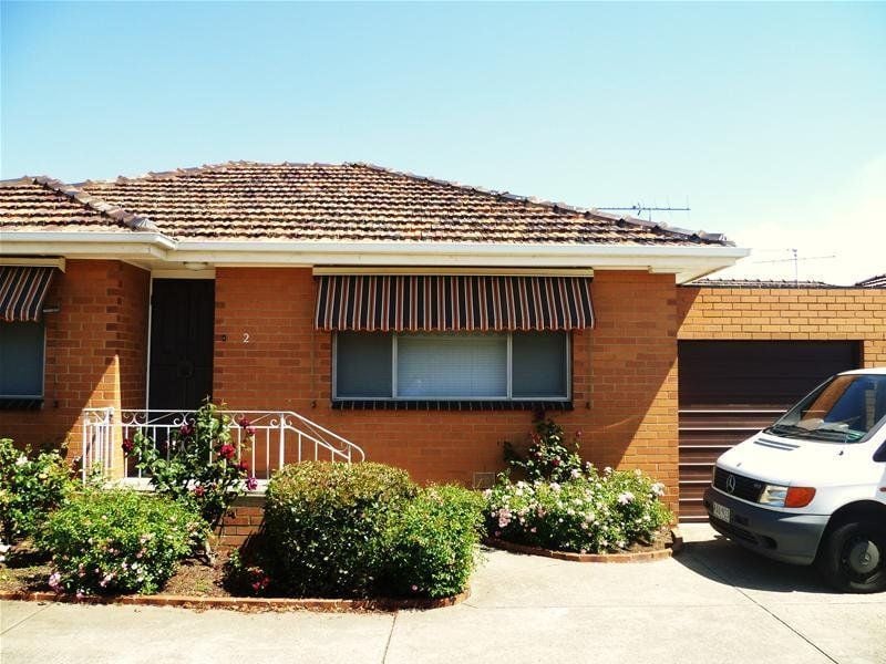 2/32 Kelsby Street, Reservoir