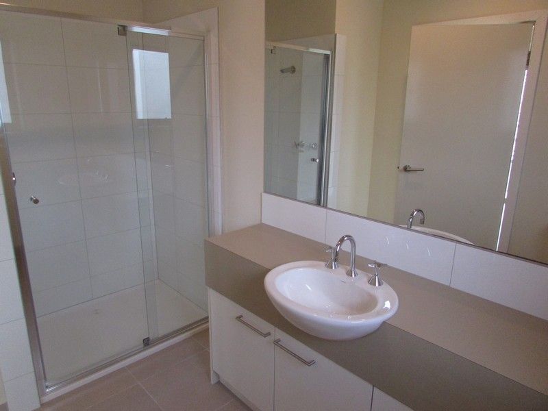 **Super Spacious Townhouse**