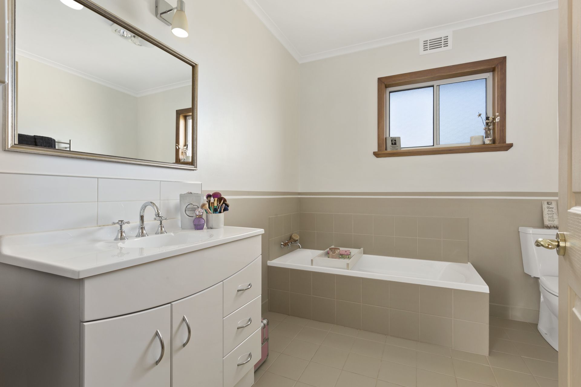 21 Francis Street RIVERSIDE, Riverside - Thumbnail 5