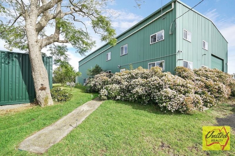 Oakdale United Realty