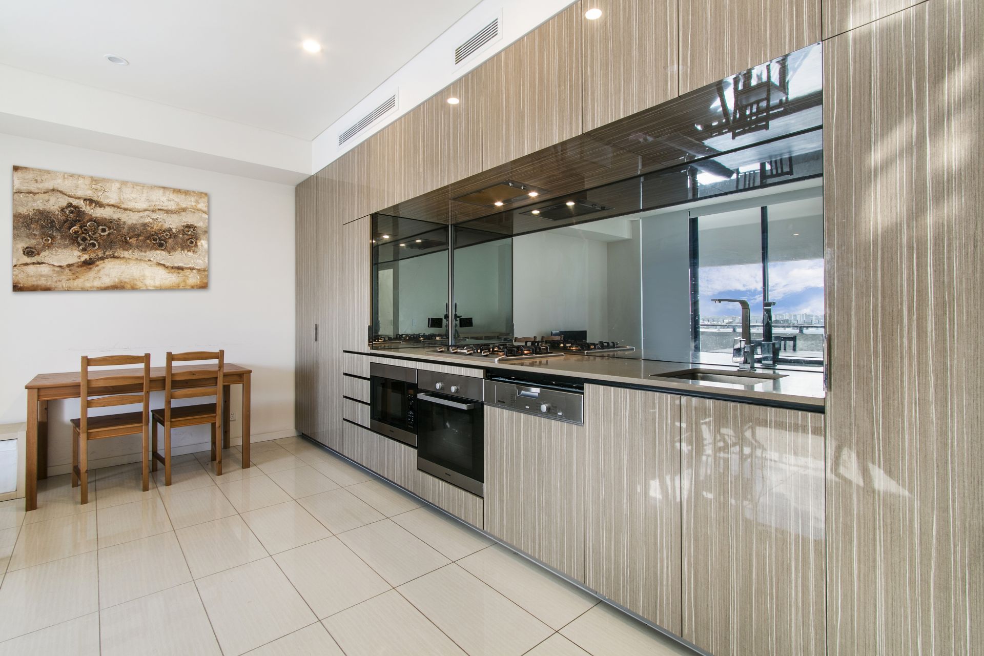 1007/3 George Julius Avenue, Zetland, Zetland - Thumbnail 2