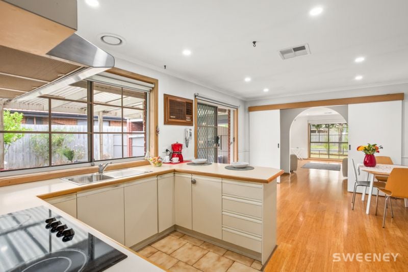 4 Hoddle Way, Altona Meadows - Thumbnail 6