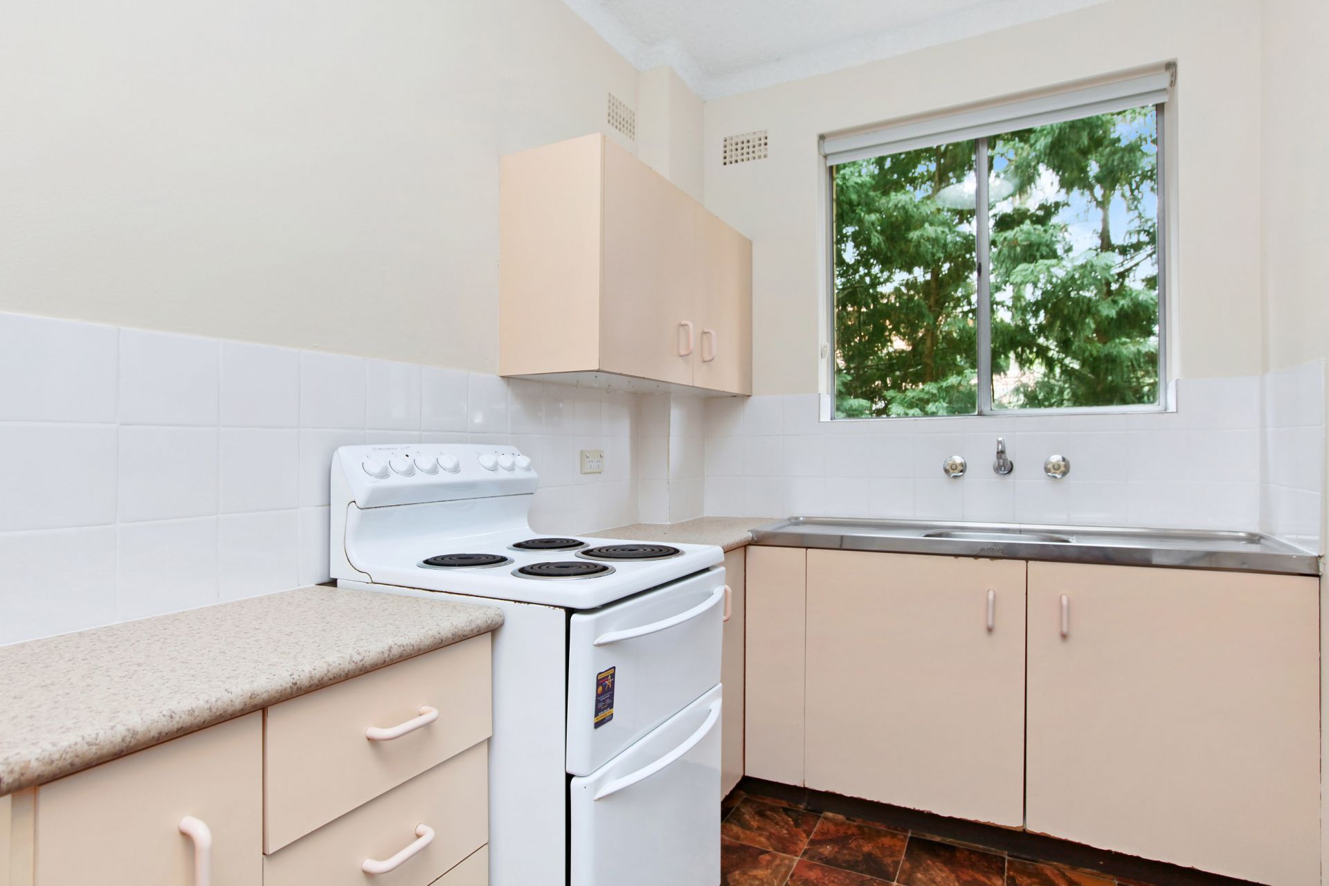 Sold - A Smart Starter with Investment Essentials