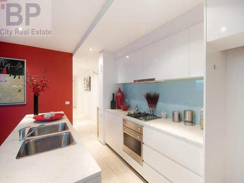 2107/8 Downie Street MELBOURNE VIC, Melbourne - Thumbnail 2