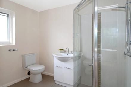 Cosy Ground Floor Apartment In The Heart Of Thornbury!