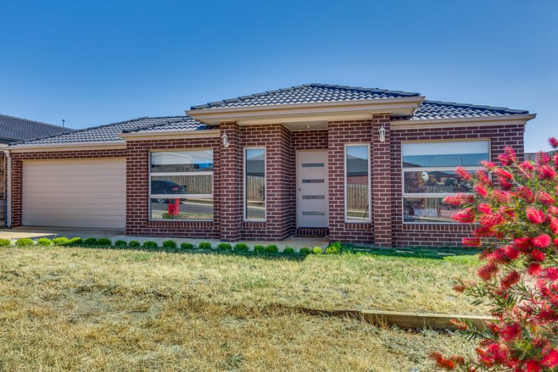 49 College Square, Bacchus Marsh - Thumbnail 2