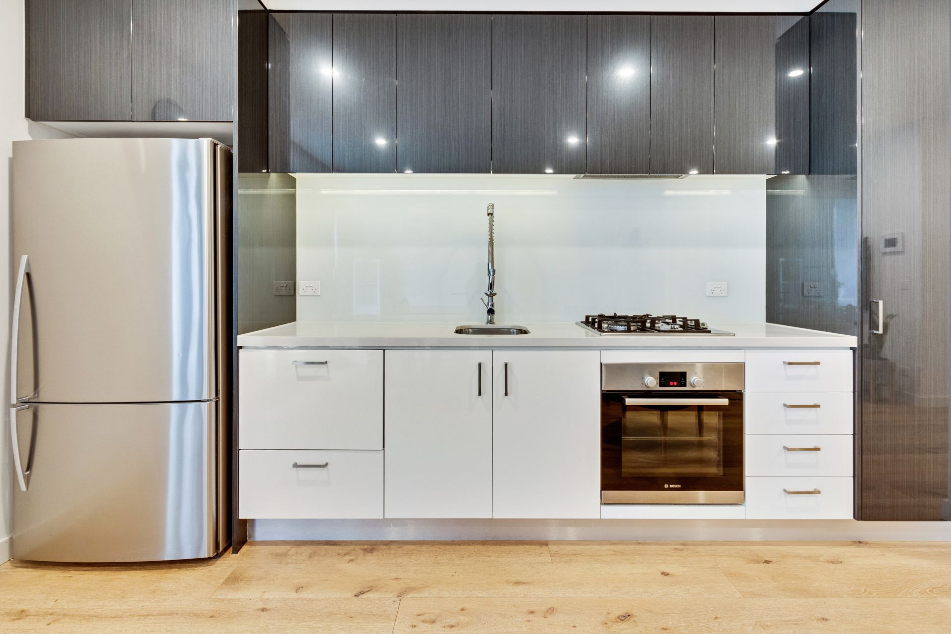 Vibrant Apartment Living In Lifestyle Hot Spot