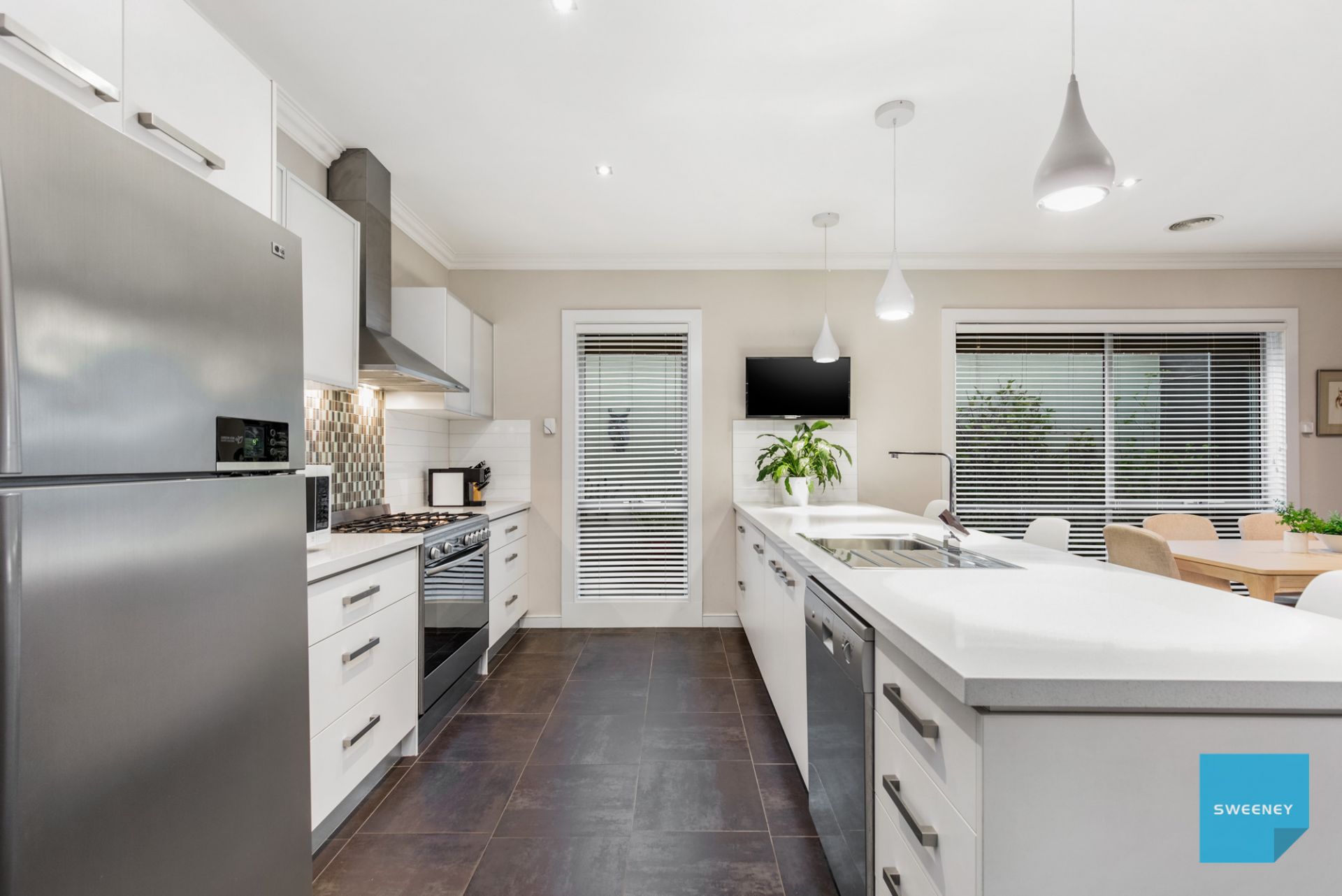 49 Gardenia Way, Caroline Springs - Thumbnail 4