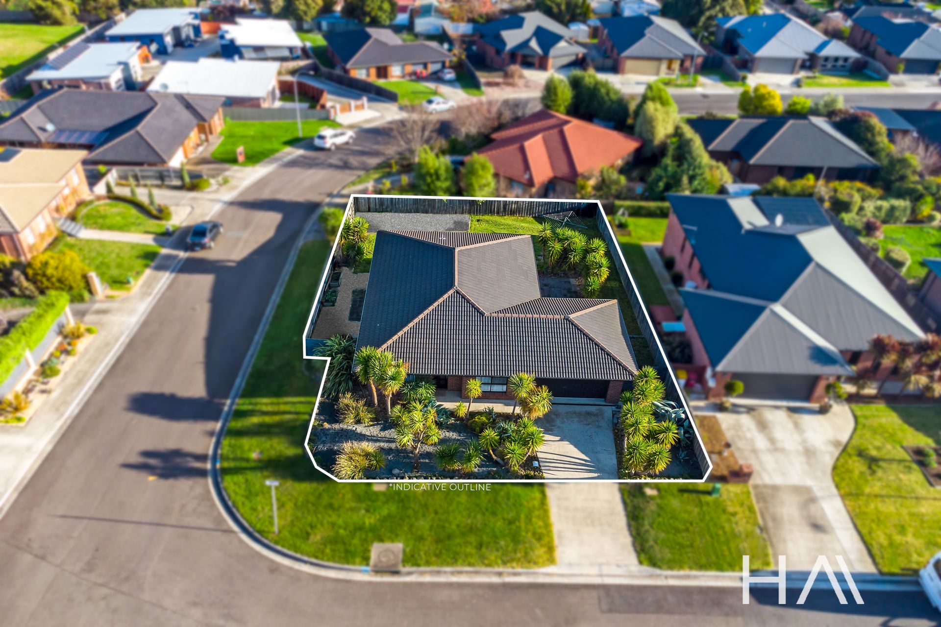 10 Dafnis Drive Newnham, Newnham - Thumbnail 4
