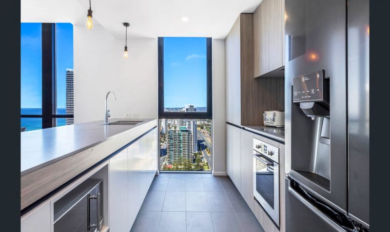 167/31 Queensland Avenue, Broadbeach - Thumbnail 7