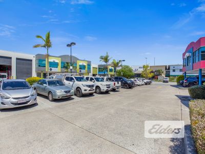 RARE INNER CITY OFFICE / WAREHOUSE | 6 CARS PARKS ONSITE!