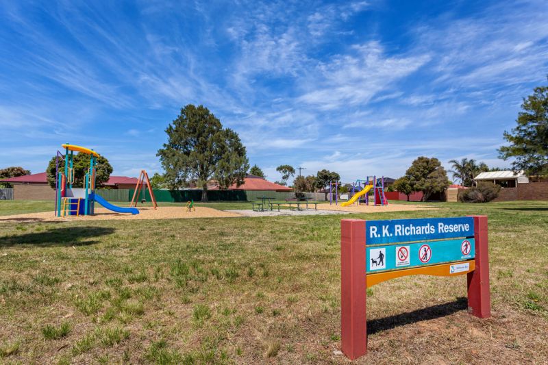 20 Hoddle Way, ALTONA MEADOWS Sweeney Estate Agents