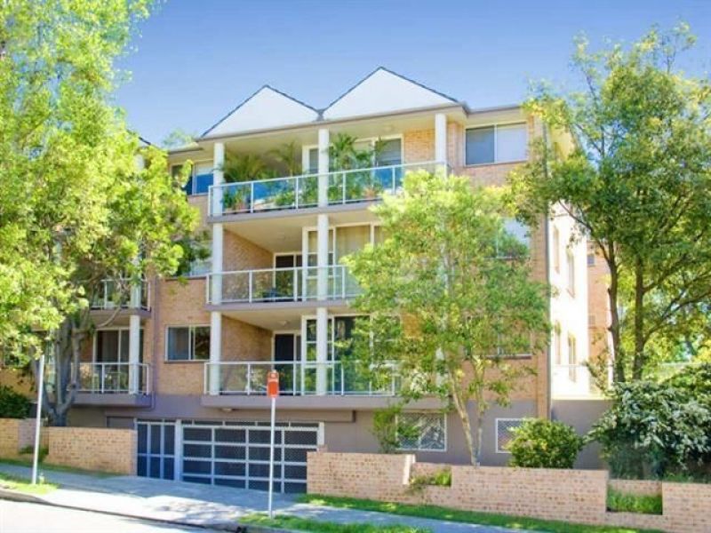 9/23-25 Penkivil Street, Bondi