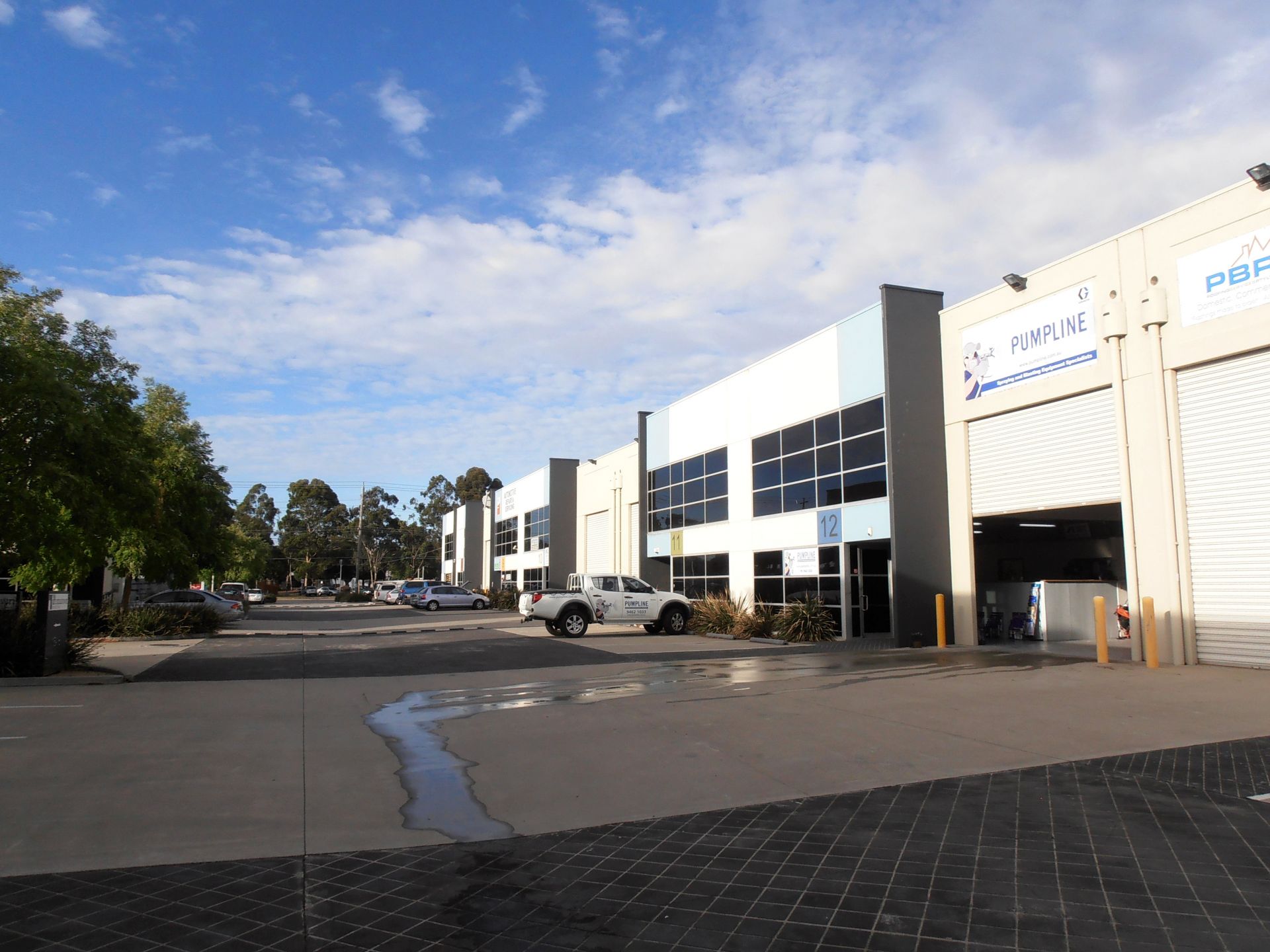 QUALITY OFFICE/WAREHOUSE