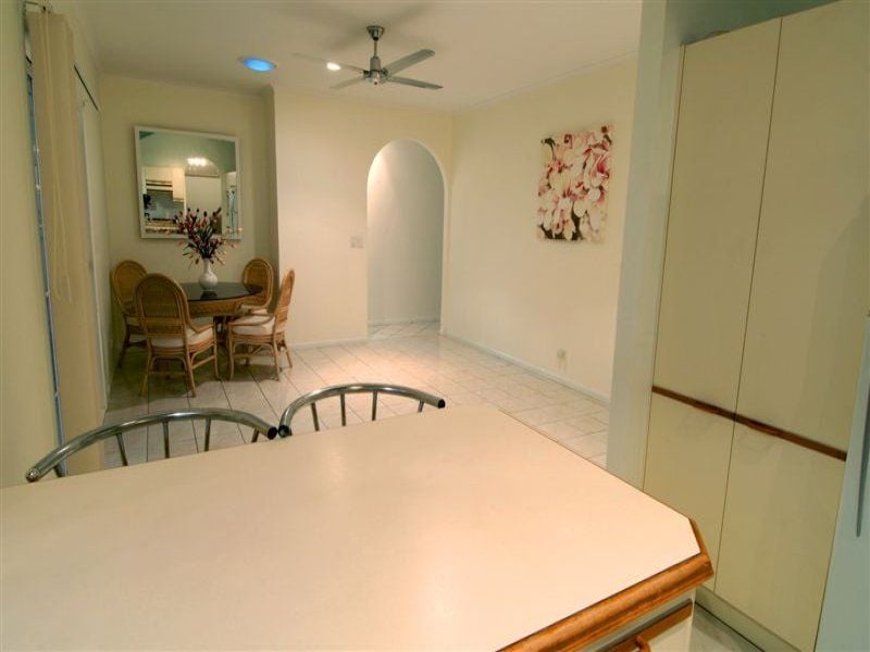 71 Poinsettia Avenue MOOLOOLABA QLD, Mooloolaba - Thumbnail 5