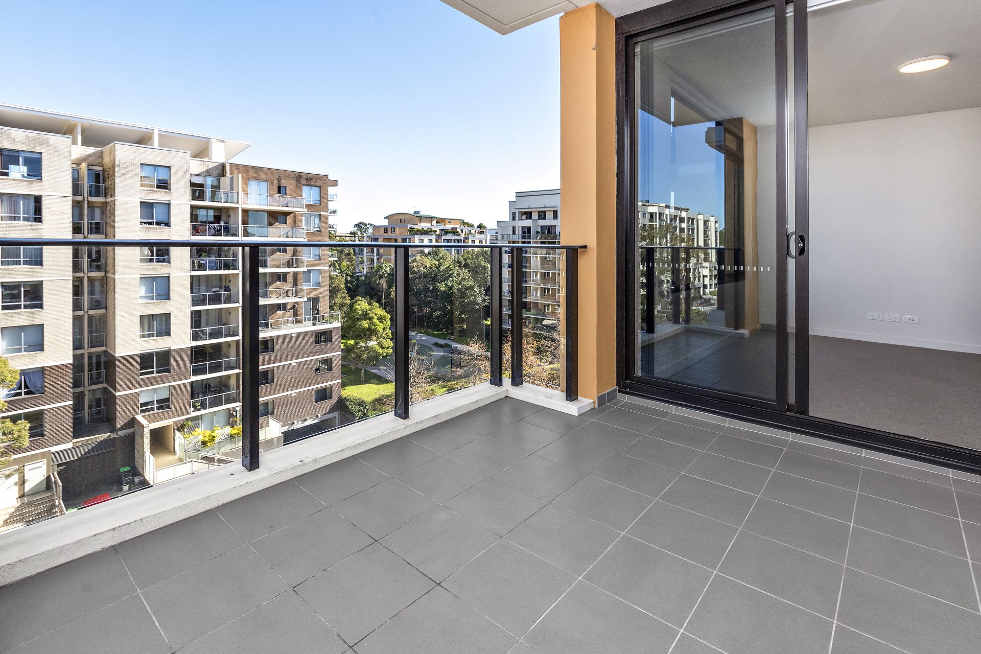 real-estate-for-lease-627-20-26-orara-street-waitara-nsw