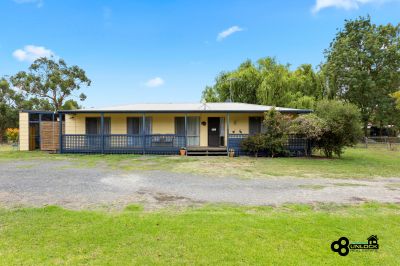 36 Henley Street Nyora VIC, Nyora - Thumbnail 2
