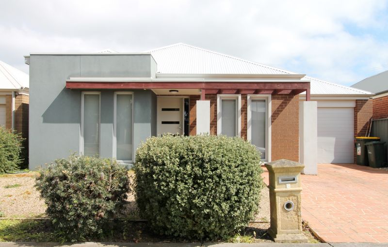 5 Westgarth Road, Mernda