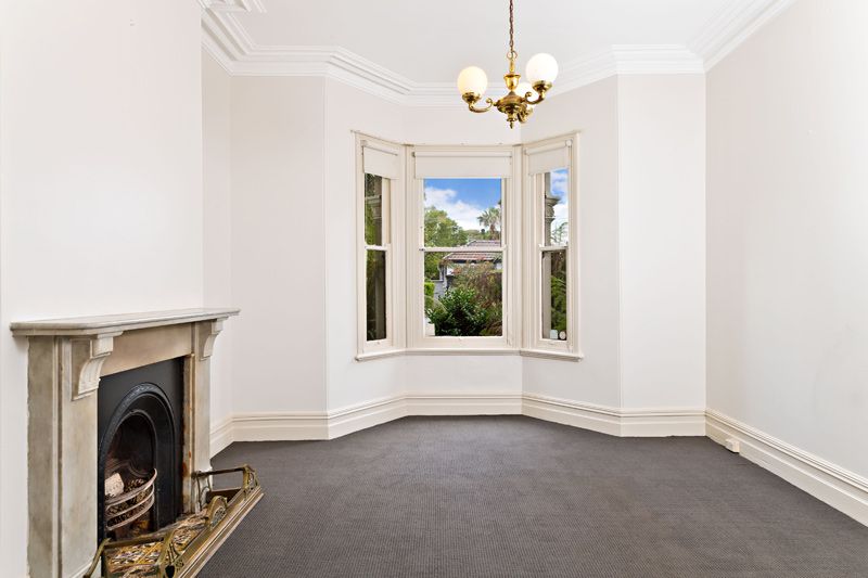 SOLD - Freestanding Three-Level Residence in a Privileged Position