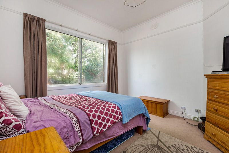 13 Hughes Street, Yarraville - Thumbnail 6