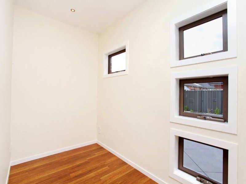 2/13 Ormesby Place, Deer Park - Thumbnail 7
