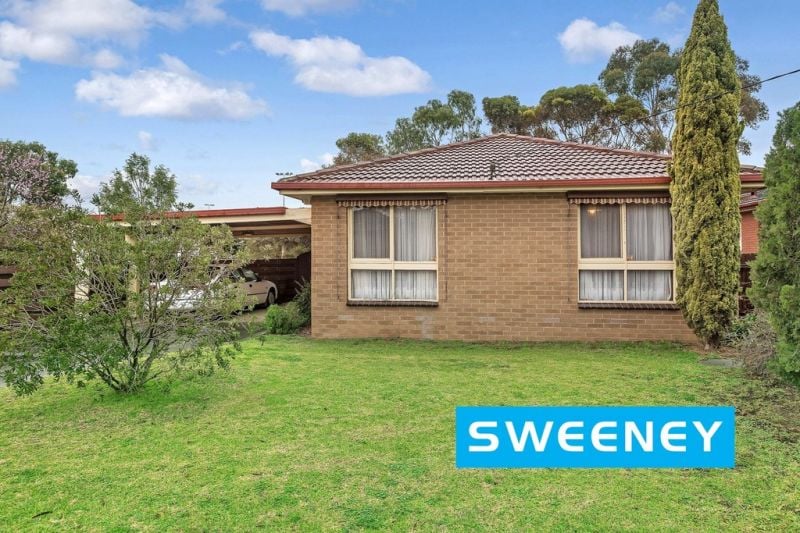 12 McIntyre Drive, Altona - Thumbnail 2