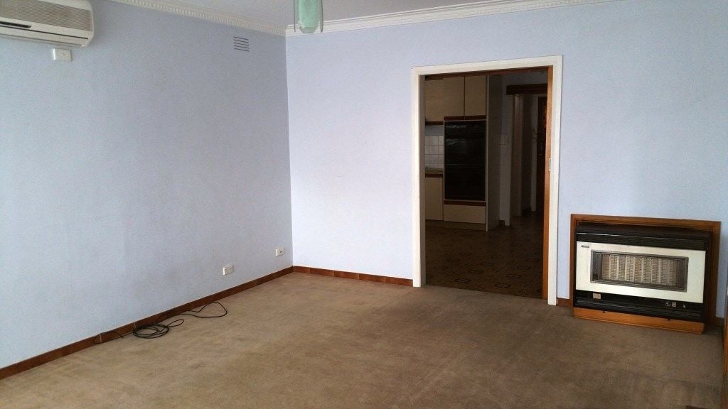 3 BEDROOM HOME, CLOSE TO ALL AMENITIES...