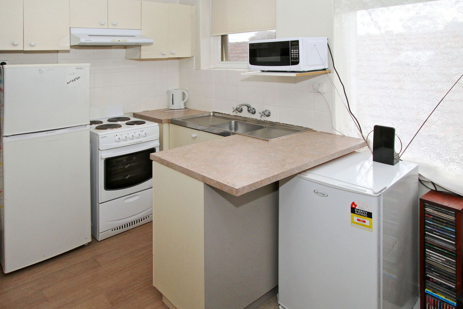 CUTE, COSY AND CONVENIENTLY LOCATED