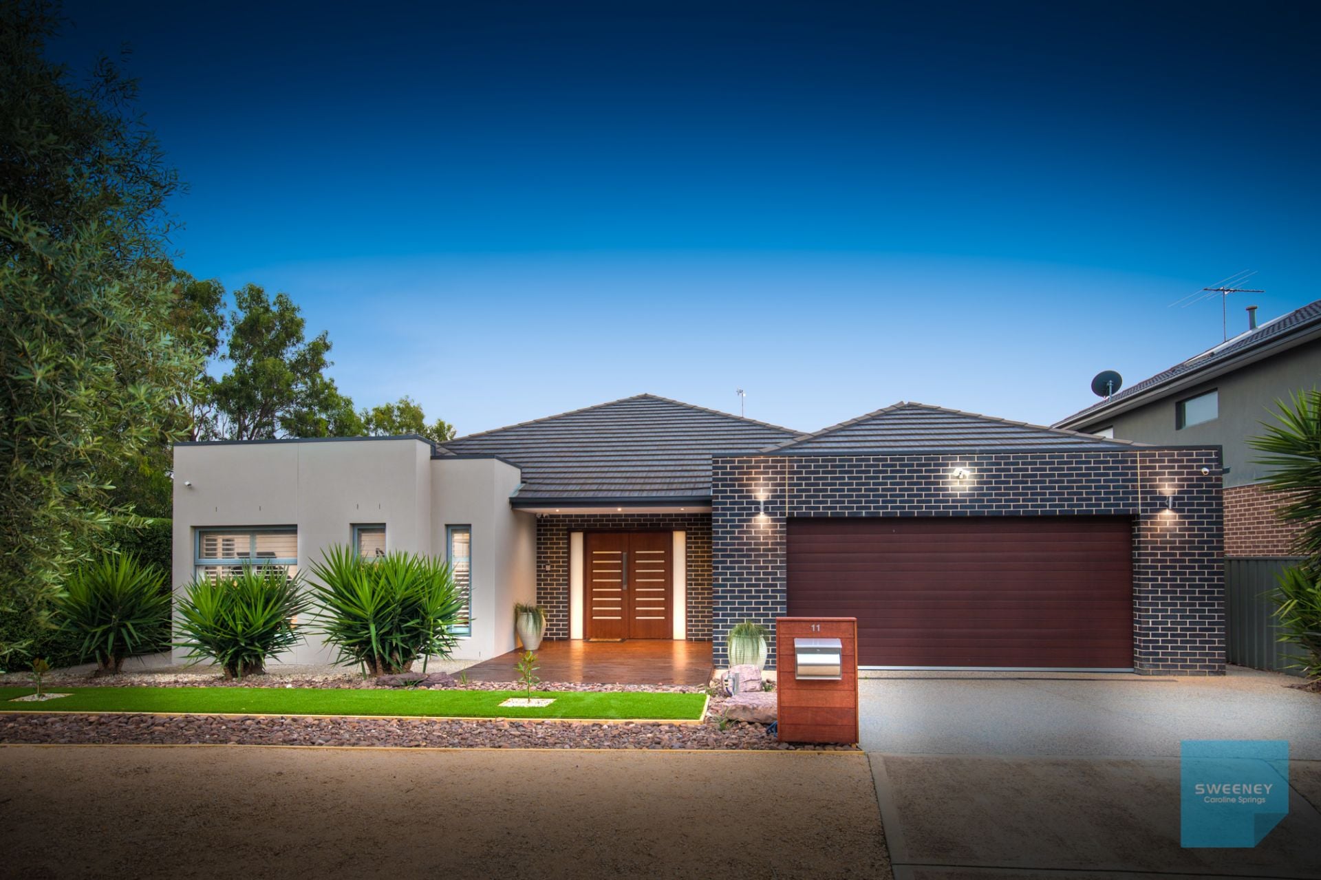11 Caesia Way, Caroline Springs - Thumbnail 2