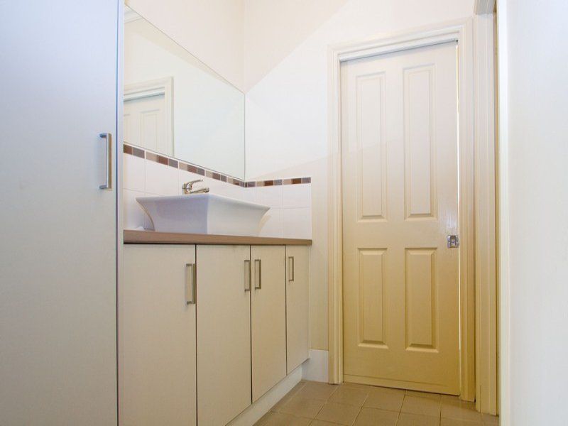 1/30 BRANKSOME Dover Gardens 5048