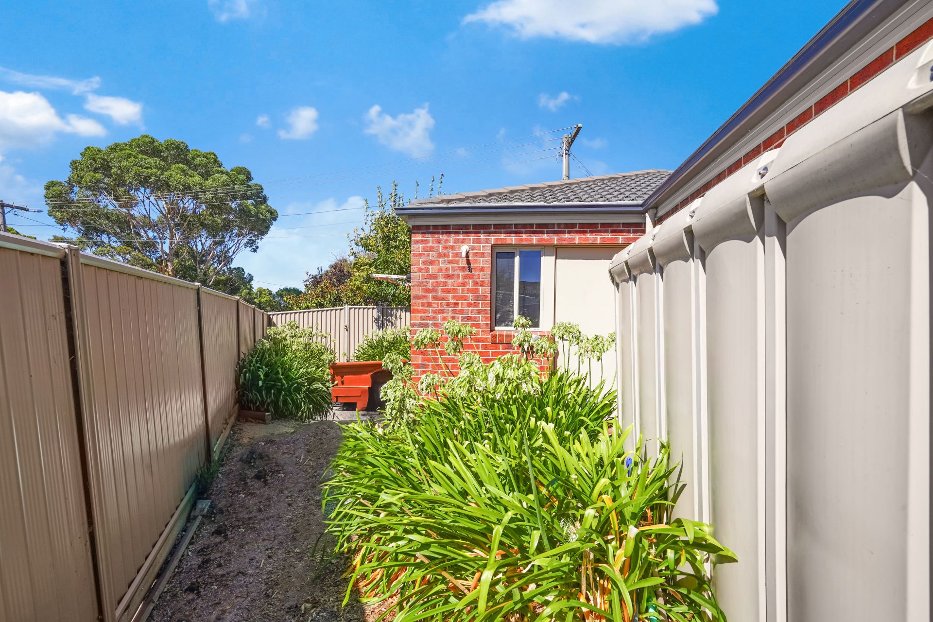 212 Cooke Street, Redan, Redan - Thumbnail 2