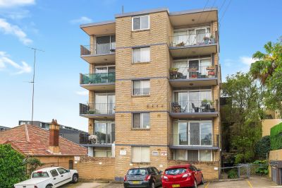 10/70A Wigram Road, Glebe