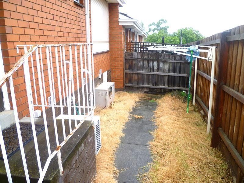Affordable & Stylish 2 Bedroom Unit with Heating & Cooling!