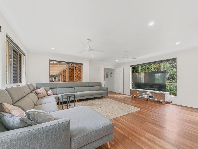 Real Estate For Sale 7 Drapers Road Eatons Hill , QLD