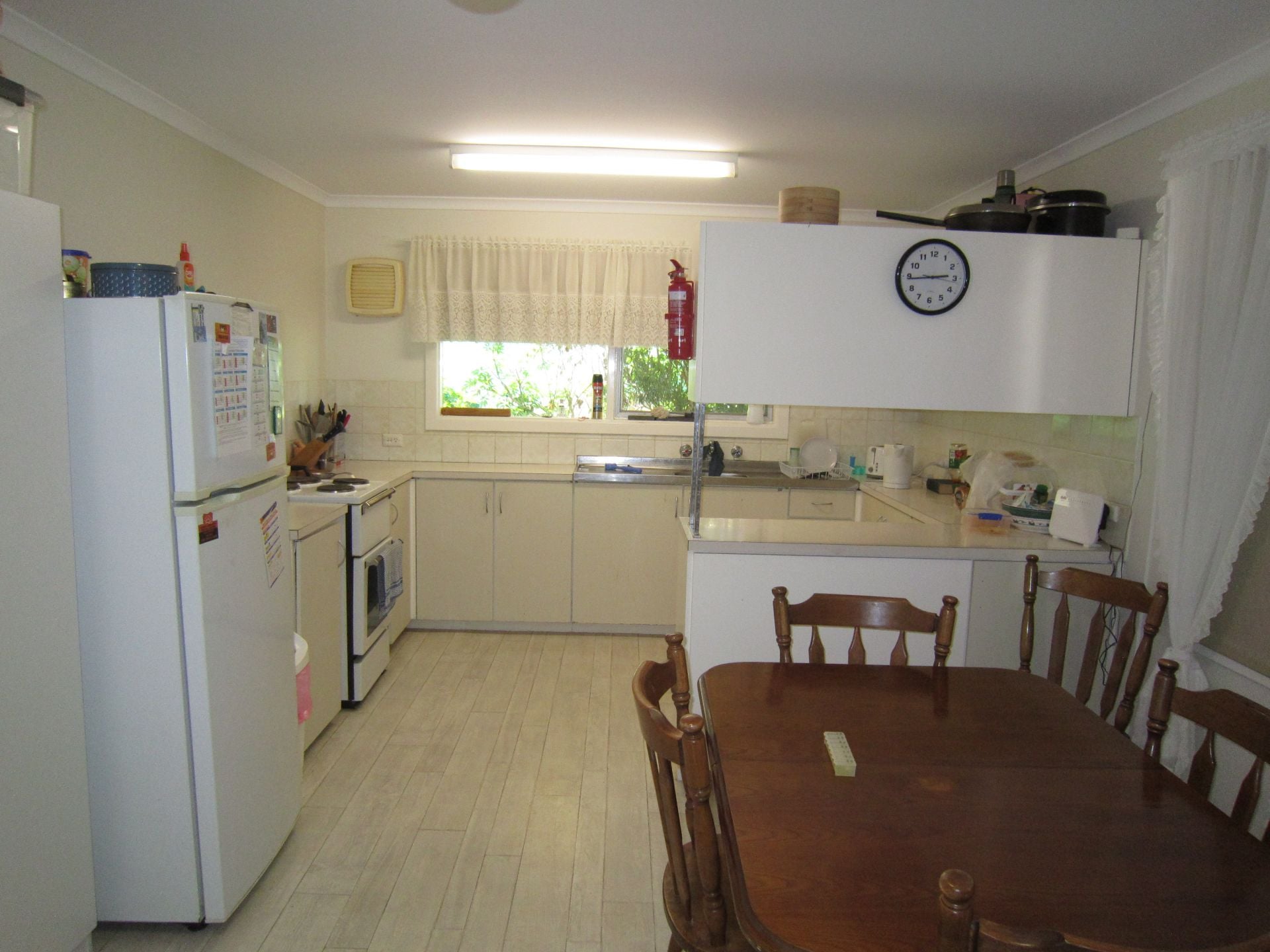 5 Schmitt Road Port Broughton SA, Port Broughton - Thumbnail 3