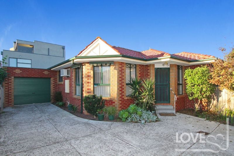 3/12 Bedford Street, Reservoir