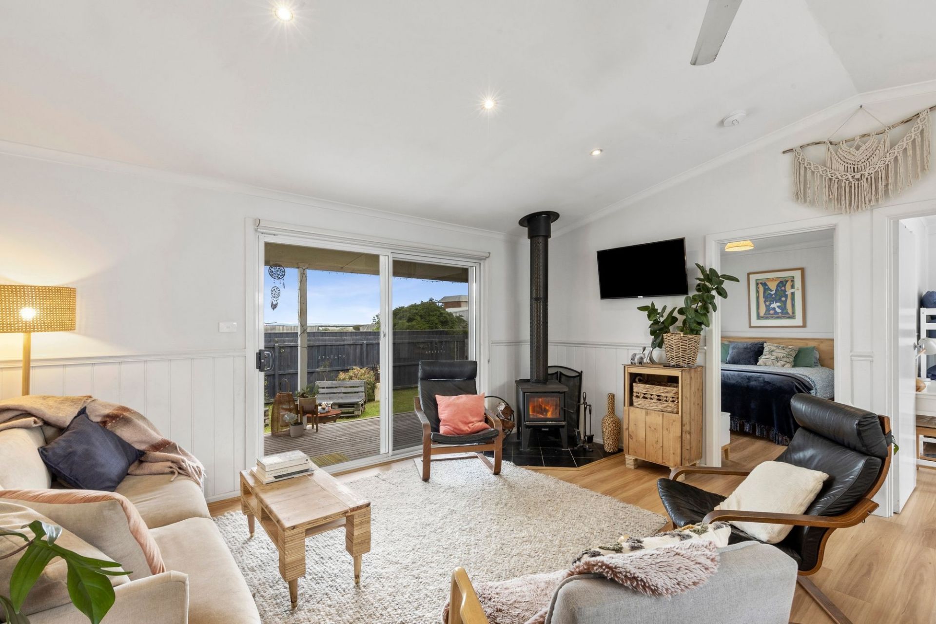 1B Orton Street Ocean Grove victoria, Ocean Grove - Thumbnail 3